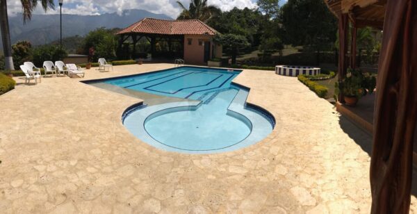 Imagen de WhatsApp 2025-11-04 a las 14.17.01_17a13f03 Finca – Seyma C/D Noche